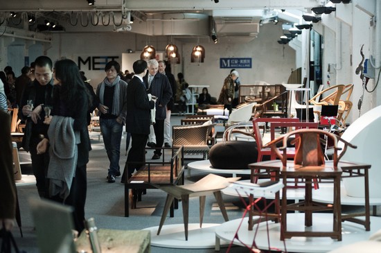 “坐下来”中国当代坐具展现场