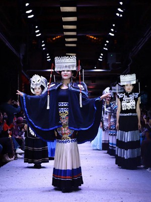 非遗时尚的价值共鸣与审美刷新