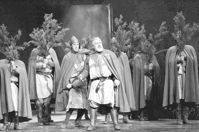 中国文艺网-莎士比亚戏剧穿越时空