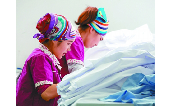 光明日报:我们的就业之路更宽广了