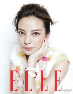 赵薇暖春封面大片 尽显高贵气质温暖袭人