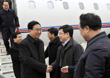 宁夏代表团抵京