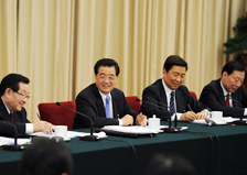 胡锦涛等党和国家领导人参加分组审议