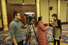 中国文艺网现场采访于丹