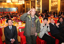 参加中国摄协向雷锋同志学习活动