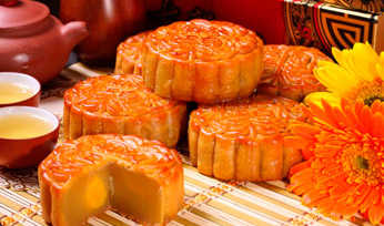 中秋月饼回归传统：家庭、朴素、亲民