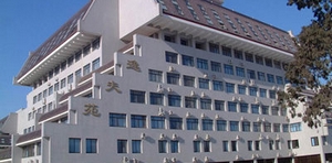 邵逸夫20年赞助4888个校舍 全国遍布逸夫楼