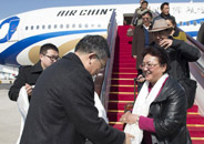 来自西藏自治区的政协委员抵京