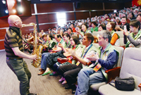 上海市文联成立文艺志愿者服务总队