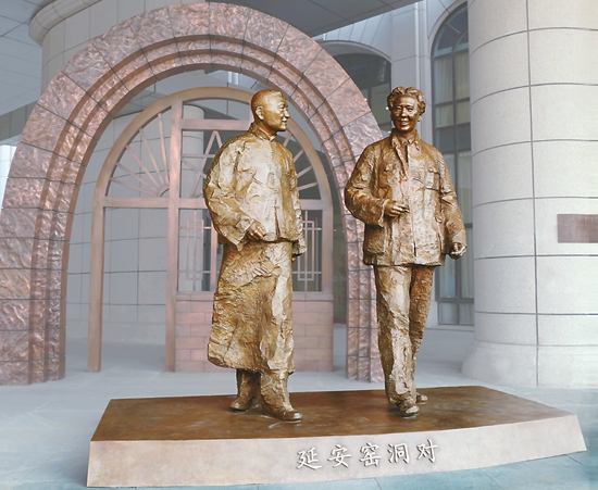 中国文艺网-吴为山雕塑:《延安窑洞对》