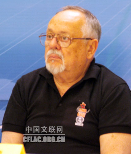 7月7日，2009年北京世界魔术大会新闻发布会在京举行。图为北京世界魔术大会艺术总监汉克·姆豪斯出席发布会。中国文联网 云菲摄影报道