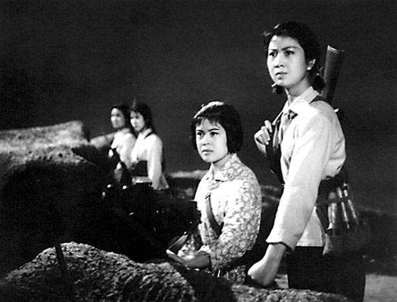 暴风骤雨电影导演 W020180814422893052333.jpg