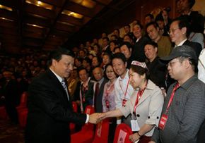 2011年4月25日，中国民间文艺家协会第八次全国代表大会在北京开幕。.jpg