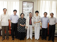 中国文联党组庆贺周巍峙95华诞