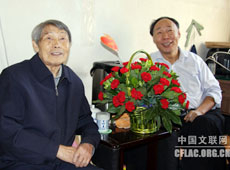 白庚胜看望袁毅平