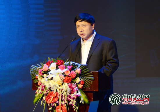 中國電影家協會秘書長饒曙光致辭。中國文藝網 陳思靜 攝