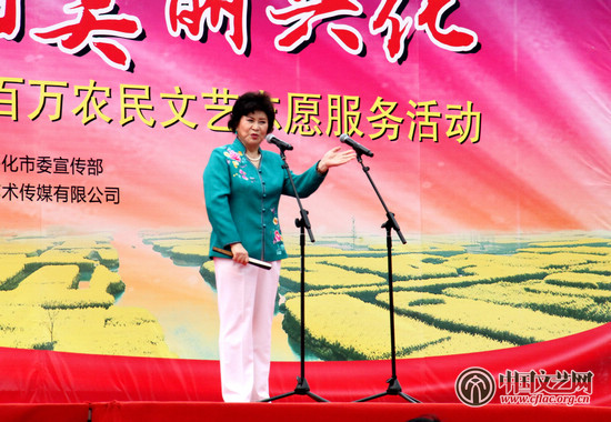 网-[侧记]中国影协文艺志愿服务团赴江苏兴化农