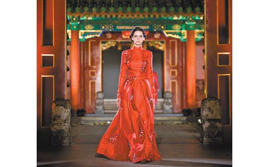 绣娘的日常,成了艺术有了市场