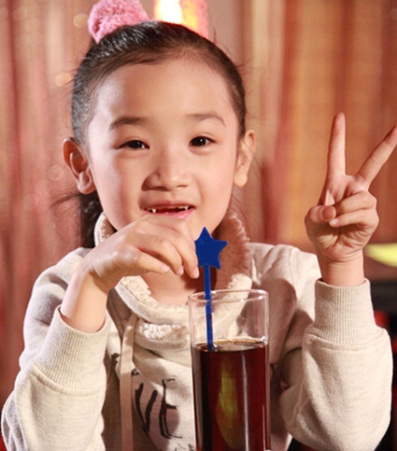 《80调》剧中演员吉祥瑞