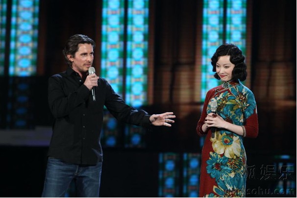 《金陵十三钗》首映 “玉墨”现场为贝尔当翻译