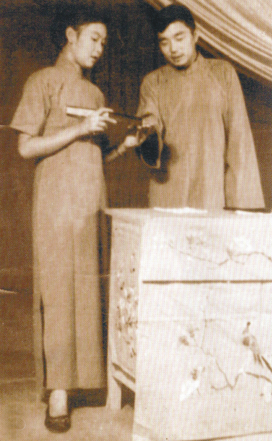 点击图片分享到上海滩微博