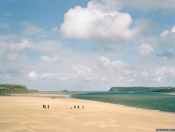 中国文艺网-全球环境问题摄影展伦敦受关注