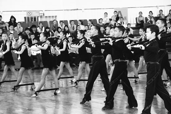 中国文艺网-教学是国标舞艺术发展进步的基石