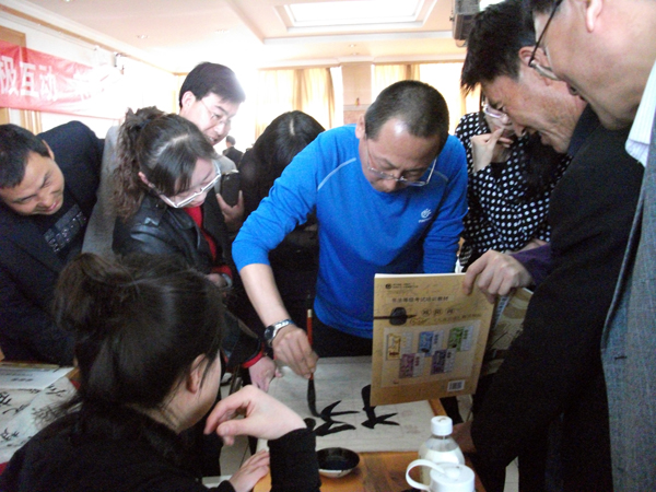 中国文艺网-宁夏书协培训全区中小学书法教师