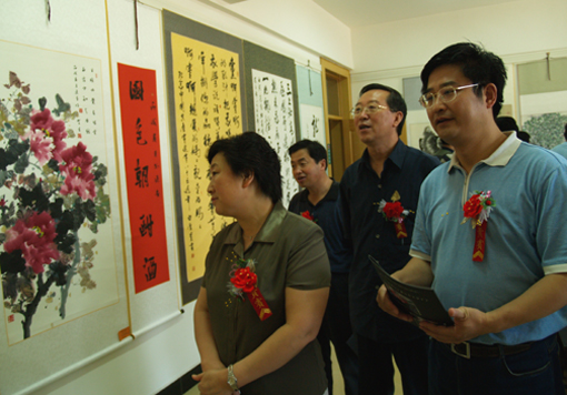 ӰΪ85ٰ꣬ΪԻ͡ʥŨ̻鷨ӰƷչ˴βչƷʢ׳٣廳Ӣ꣬㷢黳עʱʵע˼ȥӰƾáʷĻͳͼΪ黭չ