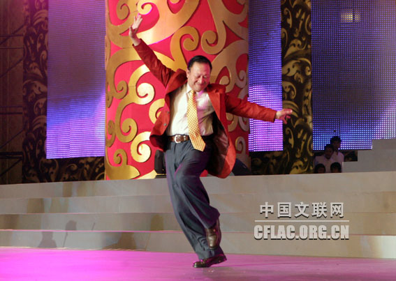 йίԱй赸Эϯ⼤衣й