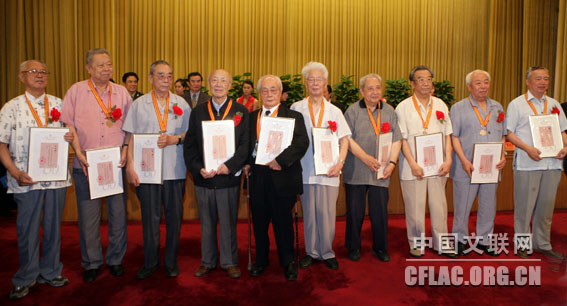 71715ʱйʮڱ¡ٿͼΪйչ60չߴӰӰ