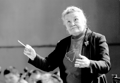 中国文艺网-郑小瑛:阳春白雪 和者日众