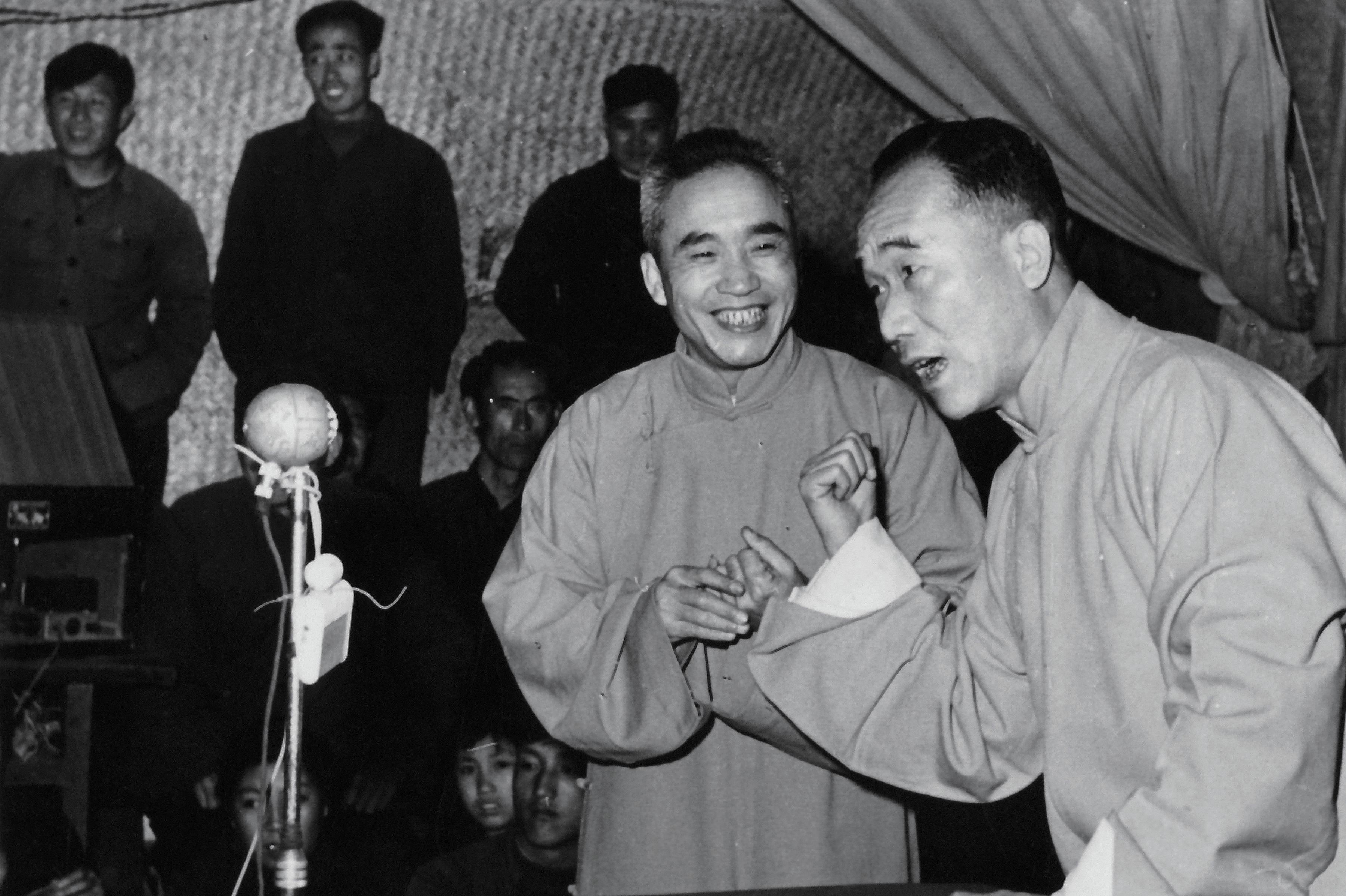 杂志社-侯宝林和郭全宝