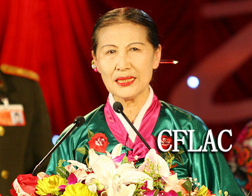 崔善玉委员.中国文联网 余宁 彭宽/摄刀美兰代表.